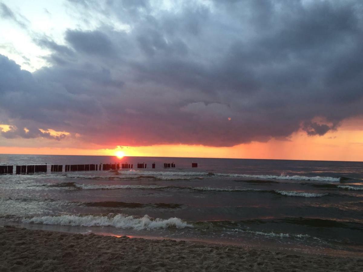 Apartamenty Sunrise Kolobrzeg Podczele Esterno foto
